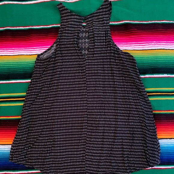 Halter Top - Picture 3 of 3